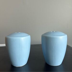Noritake Colorwave Sky Blue Round Stoneware Salt & Pepper Shakers